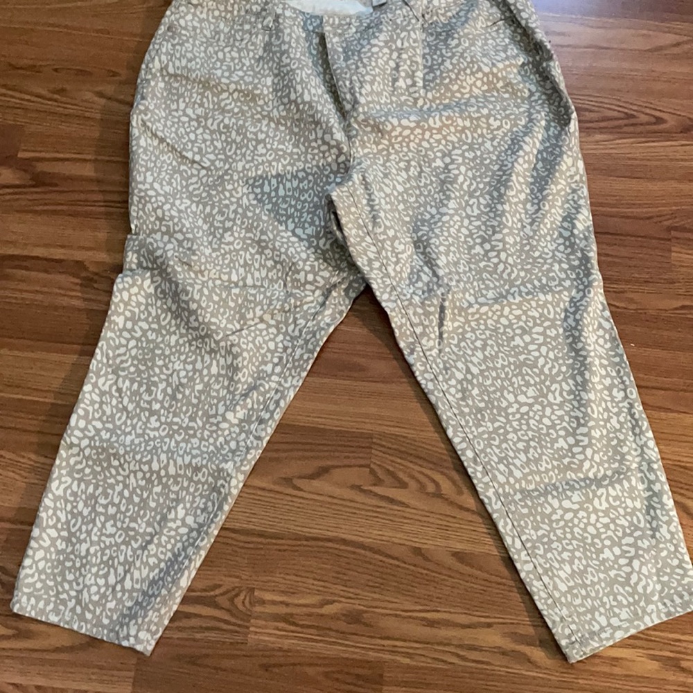 Catos denim Jeans off white color EUC